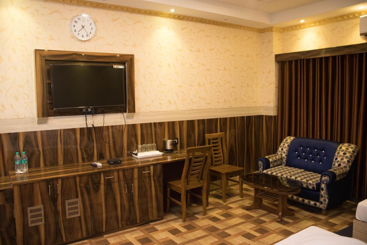 Hotel Rmd & Resorts Kolkata